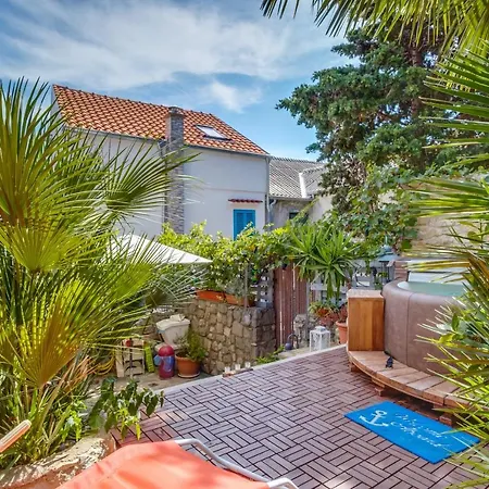 Holiday home Authentic Adriatic *